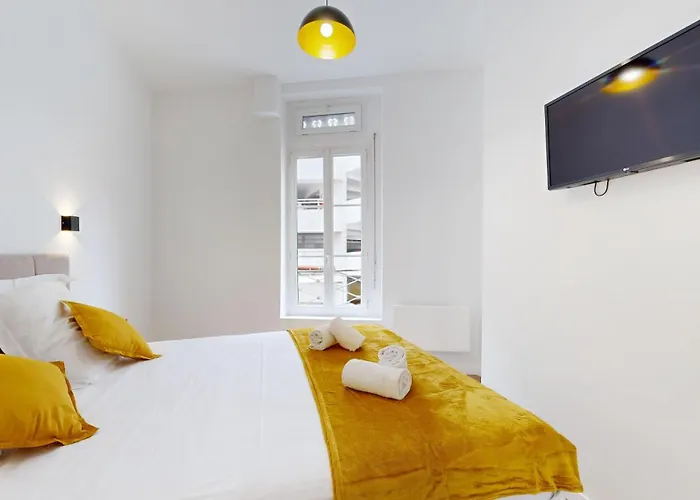 Expat Renting - La Rotonde - Prestige - Netflix