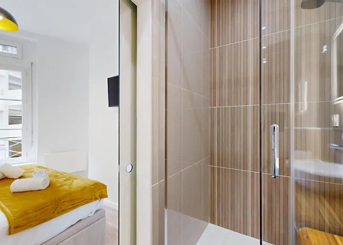 Expat Renting - La Rotonde - Prestige - Netflix